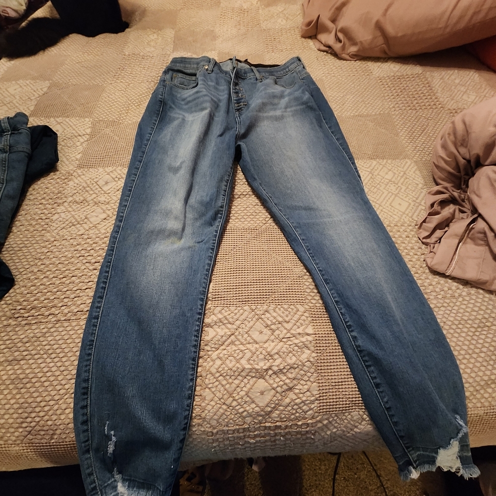 Bombshell Skinny Premium Stretch High-Rise Jean size 20T